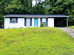 76 Glenrose Cir SW, Atlanta, GA 30354