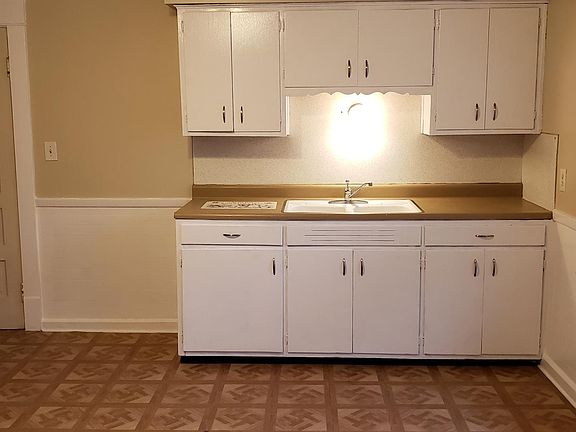 5th image of 3648 E 55th St #2