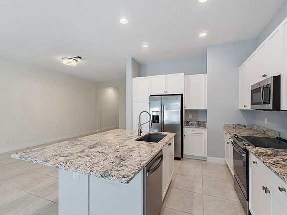 5th image of 4920 Pointe Midtown Way
