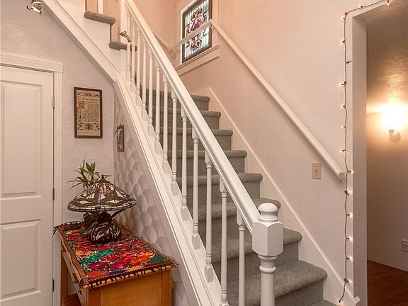 5th image of 2328 S Ainsworth Ave