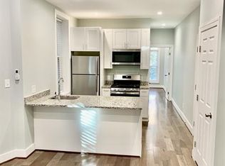 2843 N Calvert St APT 1A, Baltimore, MD 21218