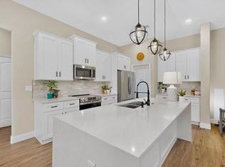 821 E 2nd St, Weatherford, TX 76086