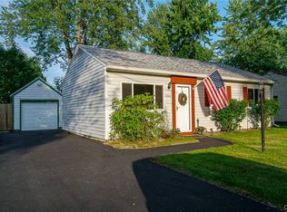 7884 Areopagitica Ave, Bridgeport, NY 13030