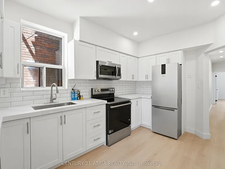 603 College St #2 — Photo 8