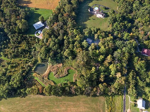4th image of 12488 Mound Rd
