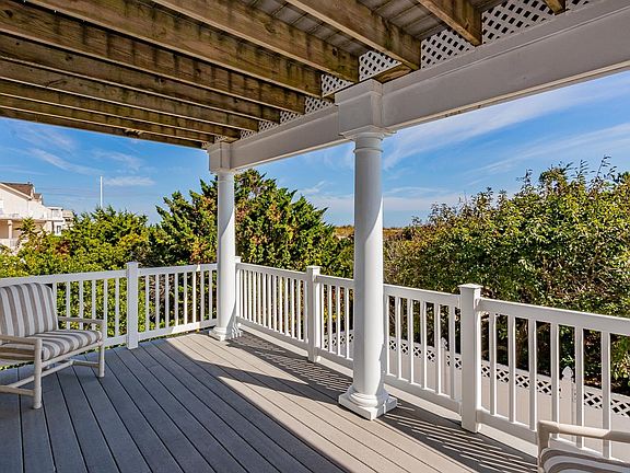 5th image of 6901 Pleasure Ave N #Sea