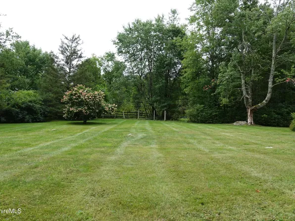 10 Art School Rd, Monterey, MA 01245