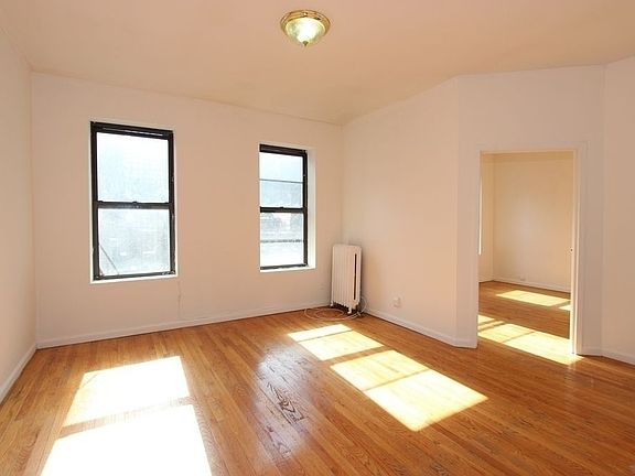 5th image of 242 E 50th St APT 3B