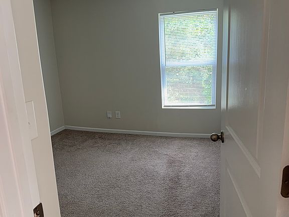 2nd image of 2130 Pinnacle View Dr