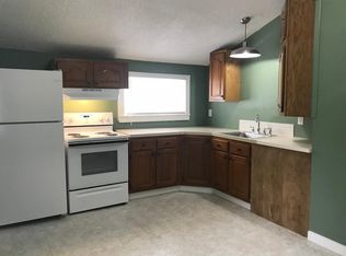 27 Industrial Park Rd APT 6, Sterling, CT 06377