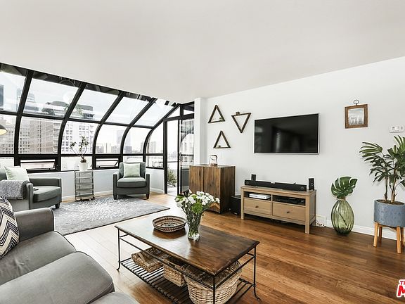 5th image of 880 W 1st St APT 801