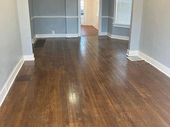 4th image of 4710 Fairmount Ave #1
