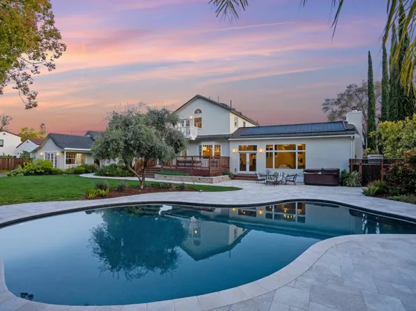 731 Berry Ave, Los Altos, CA 94024