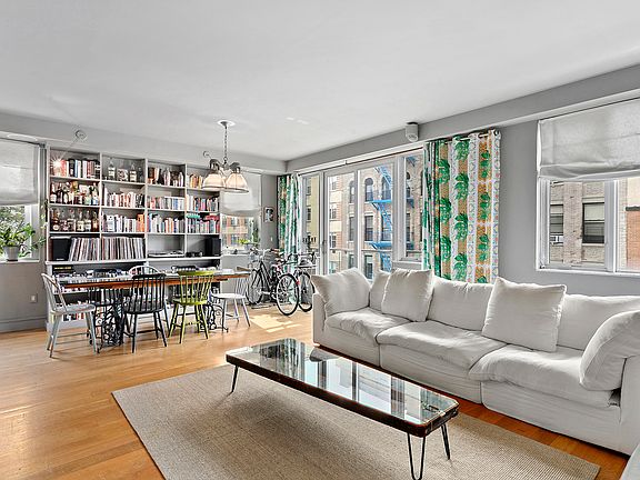 3rd image of 331 E 8th St APT 4
