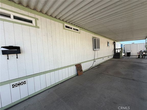 4th image of 1010 Terrace Rd