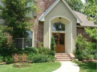 822 River Oaks Dr, Covington, LA 70433