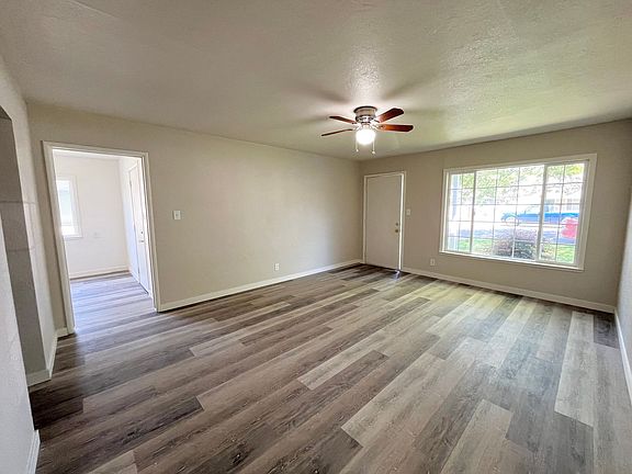2nd image of 1719-1723 Madrone Ave