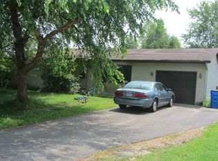 1250 Carriage Hills Dr S, Cambridge, MN 55008