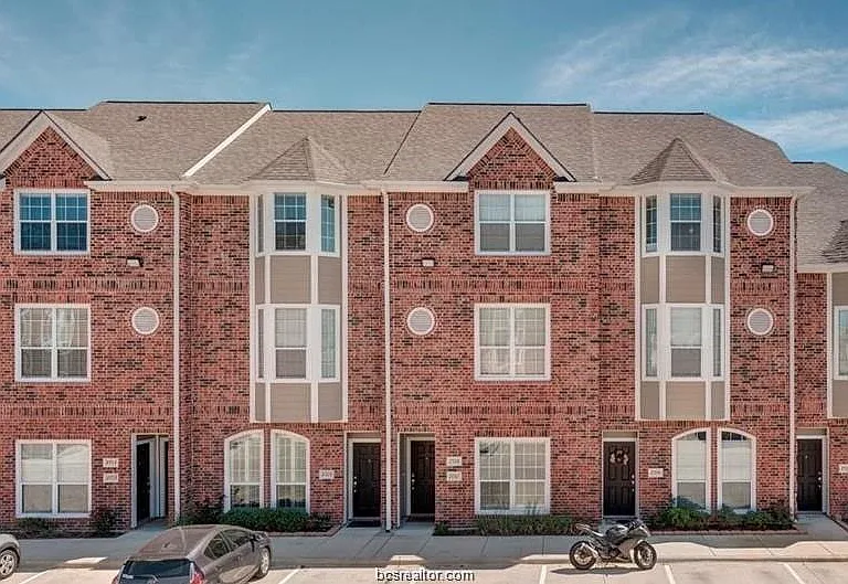 1198 Jones Butler Rd #2204 — Photo 1