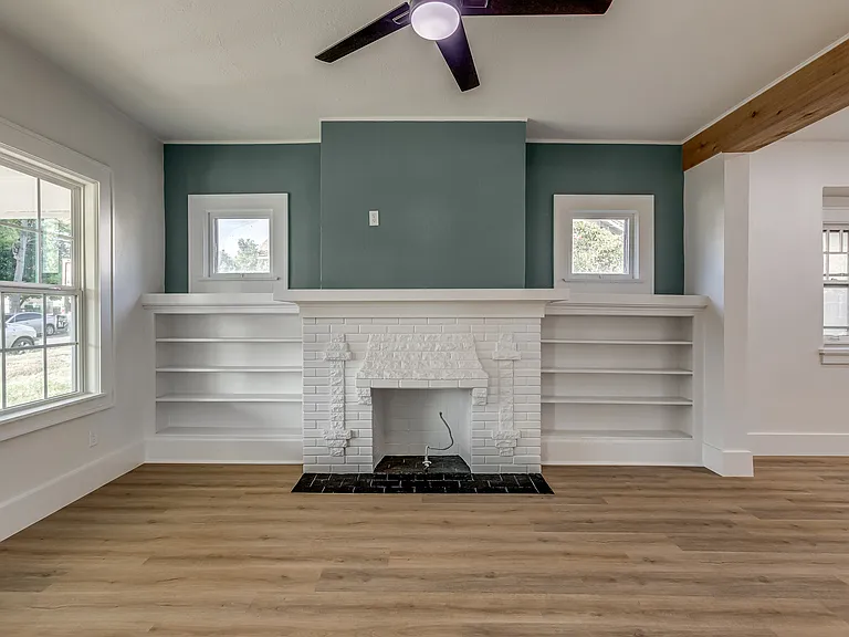 1723 W Park Pl — Photo 10