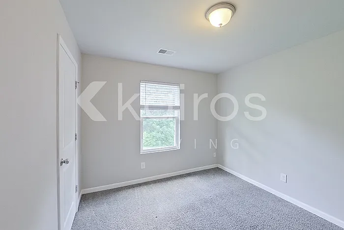 207 Hawthorn Trl — Photo 21