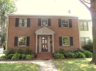 7 Acorn St, Hampton, VA 23669