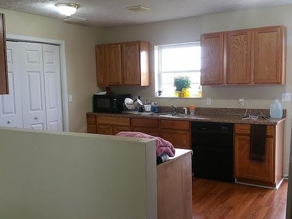 5th image of 545 Joshua Dr