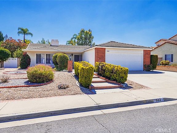 2nd image of 522 Julian Ct