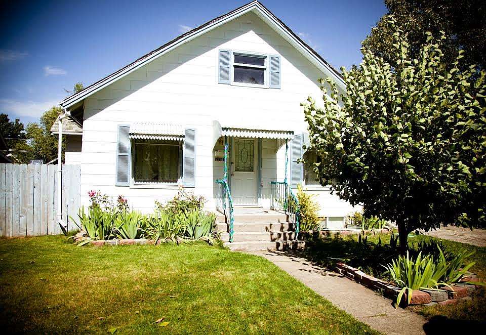 1st image of 2417 E Diamond Ave