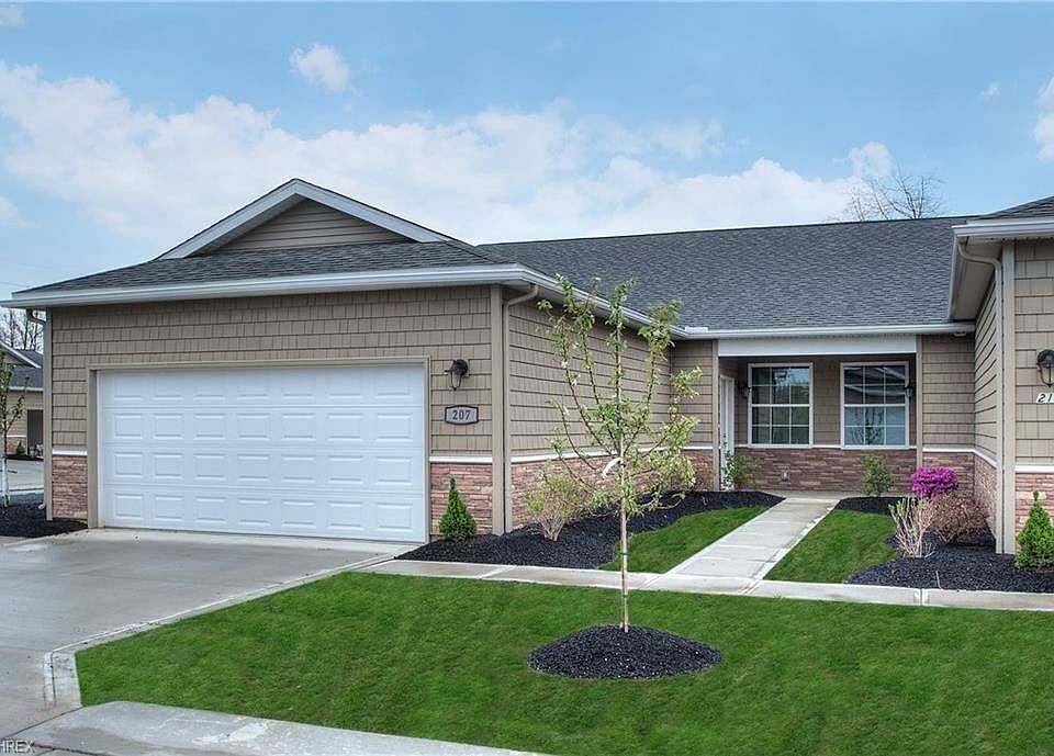 1st image of 2826 N Topsail Way
