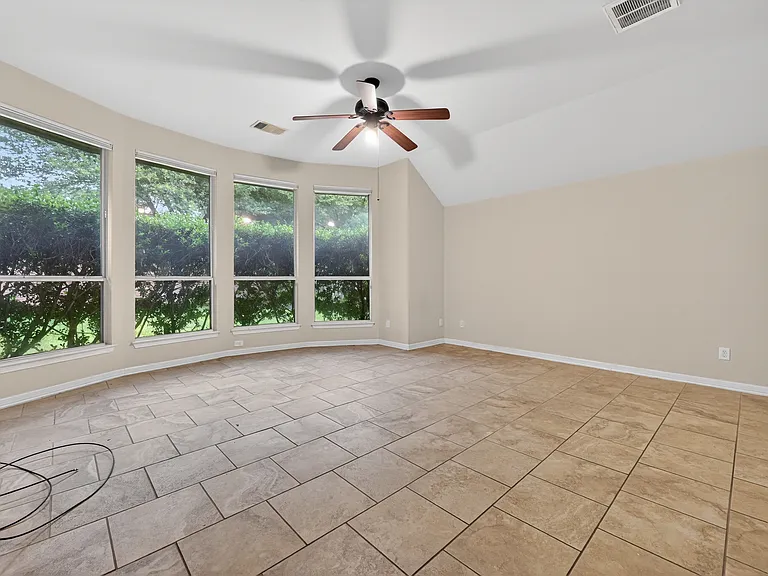 4308 Park Vista Trl — Photo 11