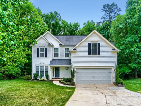 6408 Fillian Ln, Charlotte, NC 28269
