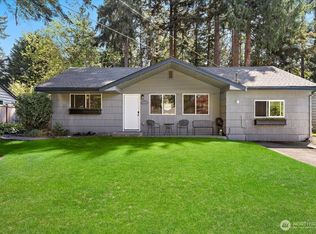 23627 101st Ave W, Edmonds, WA 98020