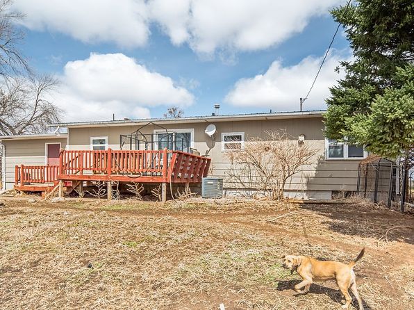 605 W Benton St, Bloomfield, NE 68718