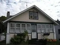1610 75th St photo 1