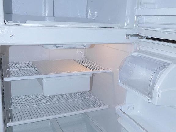 5th image of 9801 Locust St APT 202
