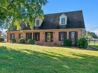 201 Oriole Dr, Hopkinsville, KY 42240