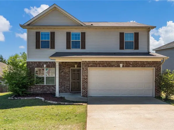 65 Willow Trace Dr, Phenix City, AL 36869