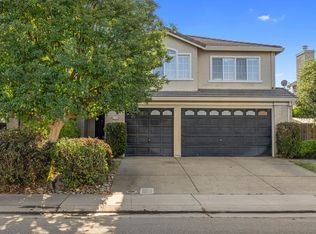 2154 Meadowbrook Dr, Lodi, CA 95242