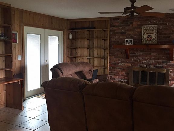 5th image of 1505 SE 8th Dr