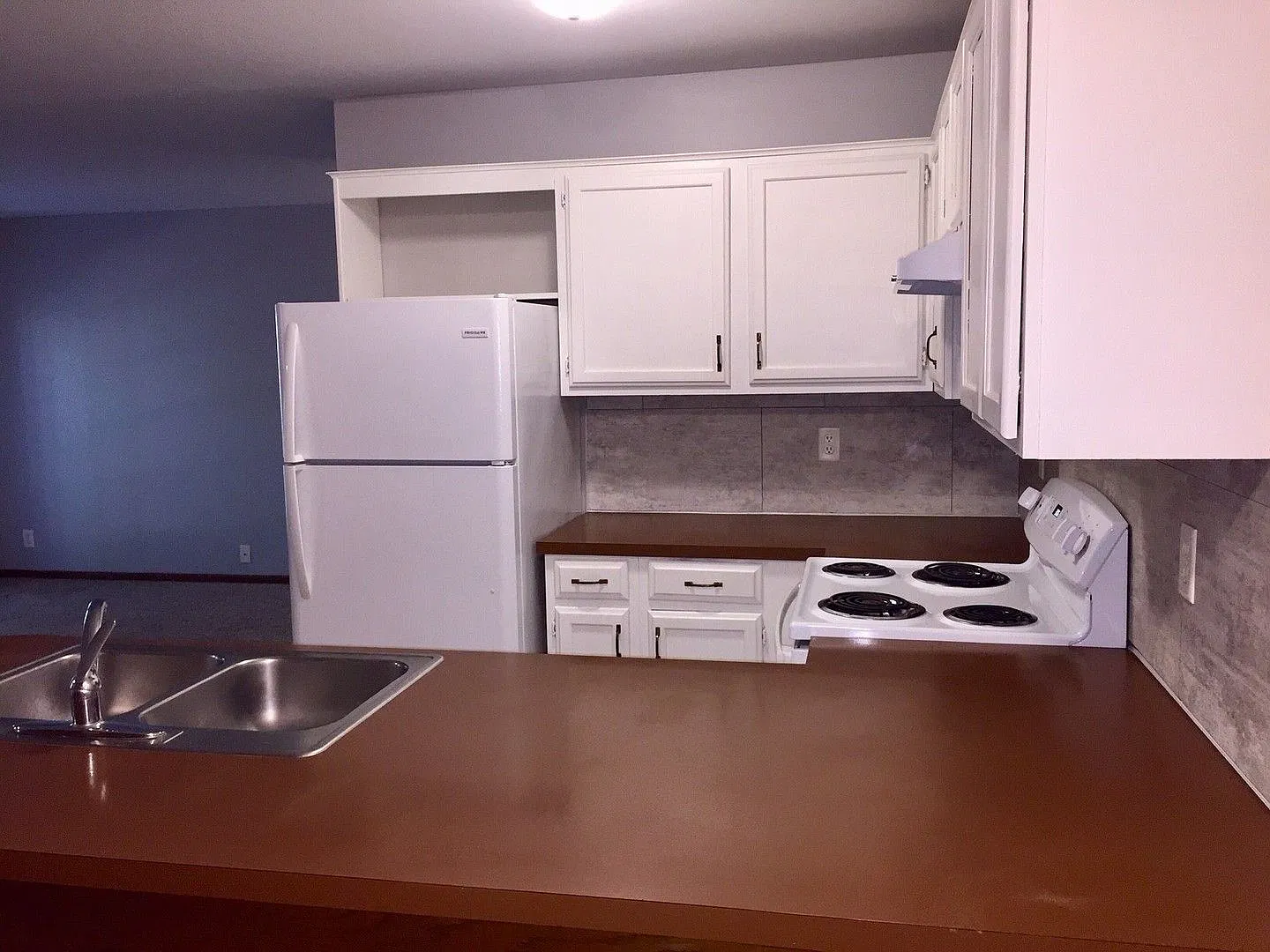 2 bed, 1.0 bath, $1,425 — Photo 4