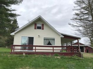 99 Lux Rd, Cochecton, NY 12726