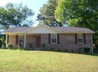 316 Southern Dr, Clarksville, TN 37042