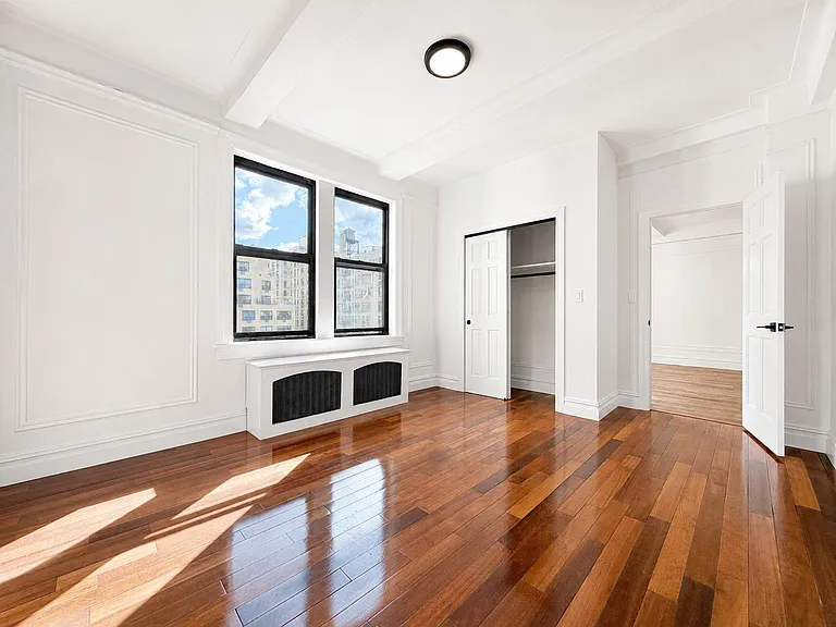 308 W 104th St #9D — Photo 4
