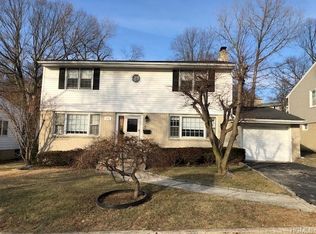 275 Hoover Rd, Yonkers, NY 10710