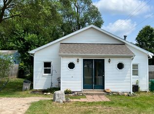 1187 Leet Rd, Niles, MI 49120