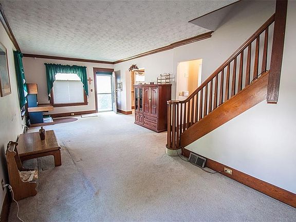 2nd image of 222 Washington Ave