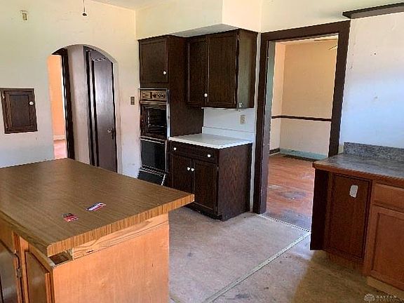 3rd image of 506 W Hudson Ave