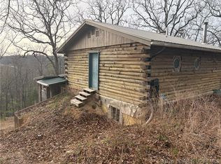 9 Scottish Landing Rd, Lake Ozark, MO 65049
