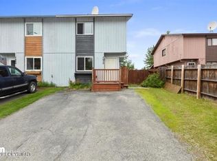7670 Virda Lee Cir, Anchorage, AK 99507
